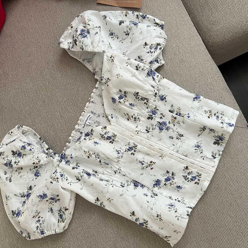 NEW Reformation Sweetheart Floral Top Size 6 (M)